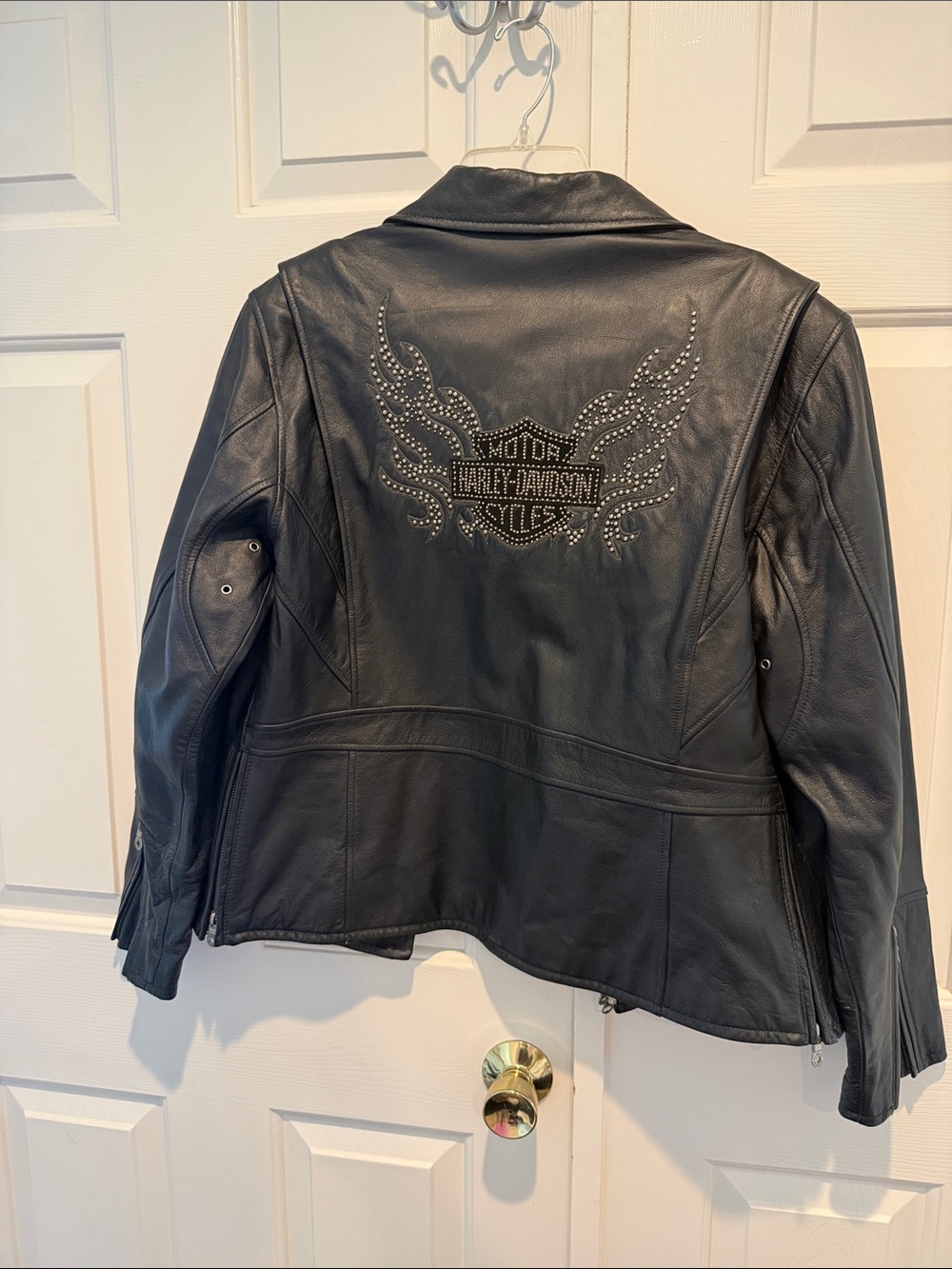 Vintage Harley-Davidson Black Studded Wing Logo Leather Motorcycle Jacket